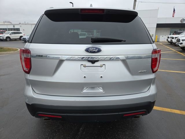Used 2017 Ford Explorer 4WD image 6