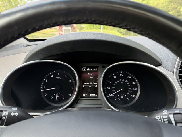 Used 2018 Hyundai Santa Fe Limited image 16