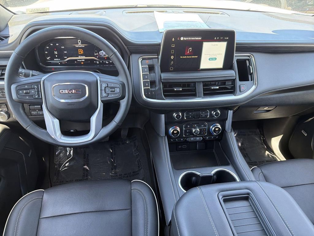 Used 2023 GMC Yukon XL SLT w/ SLT Premium Package AWD/4WD image 7