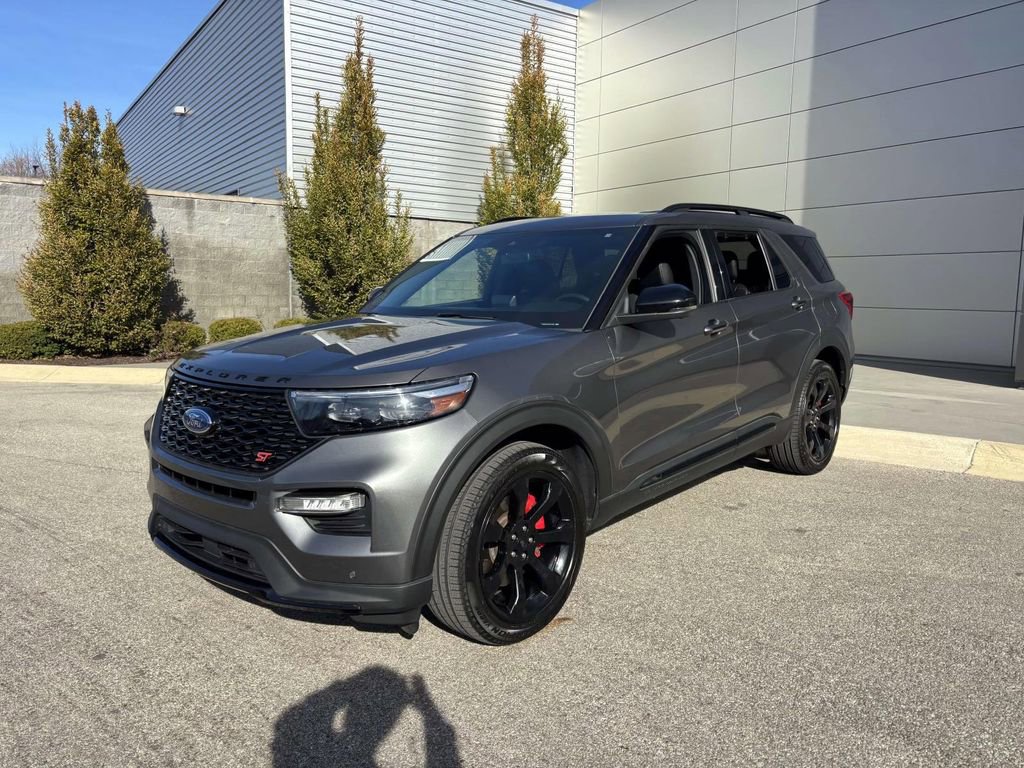 Used 2023 Ford Explorer ST w/ Equipment Group 401A image 3