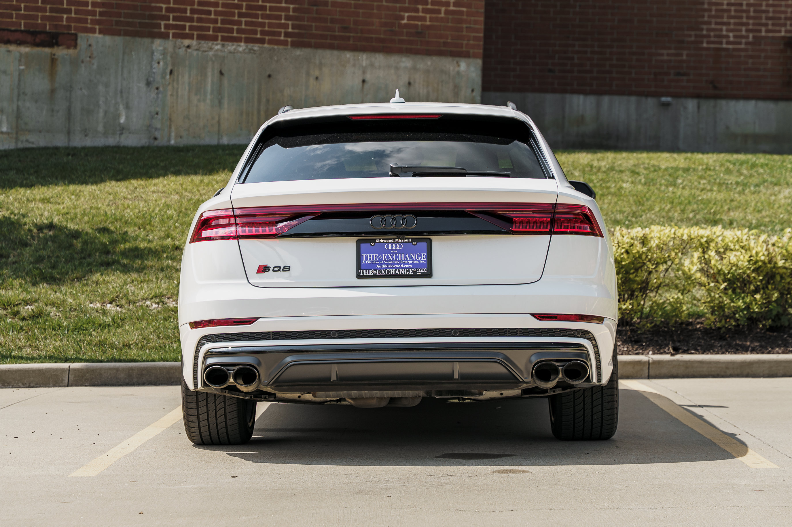 Used 2023 Audi SQ8 Prestige AWD/4WD image 28