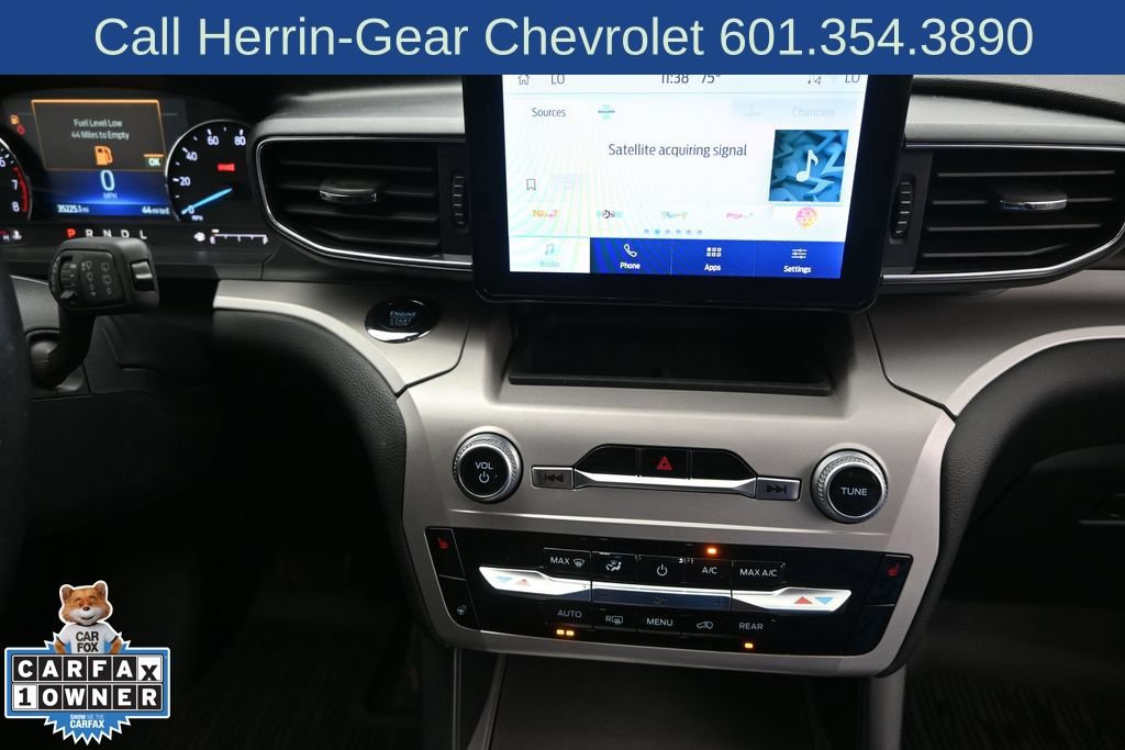 Used 2023 Ford Explorer XLT w/ Equipment Group 202A AWD/4WD image 28