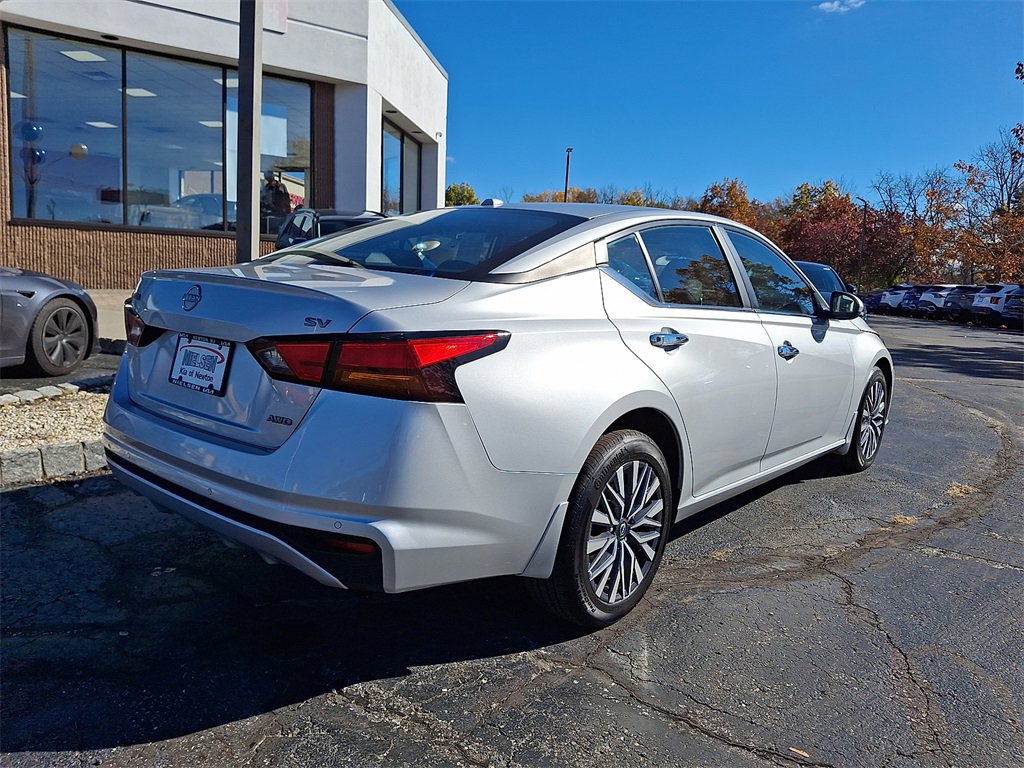 Used 2023 Nissan Altima 2.5 SV image 16