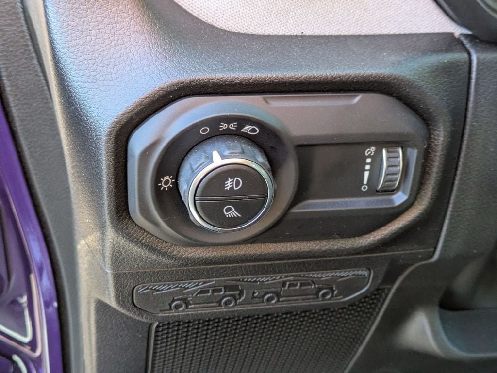 New 2026 Jeep Gladiator Sport AWD/4WD image 13