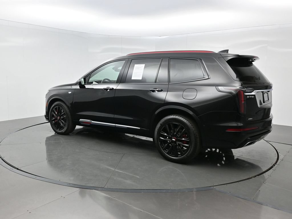 Used 2025 Cadillac XT6 Sport w/ Platinum Package AWD/4WD image 4