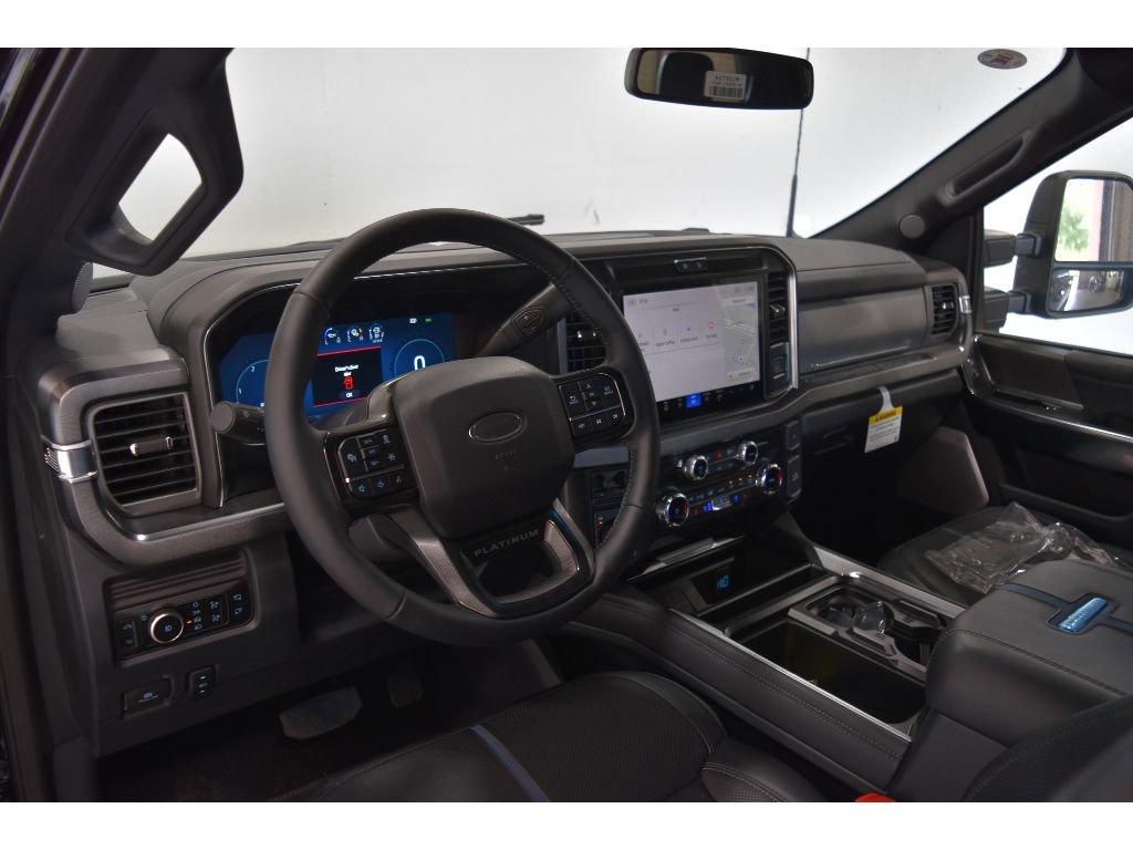 New 2025 Ford F350 Platinum w/ FX4 Off-Road Package image 14
