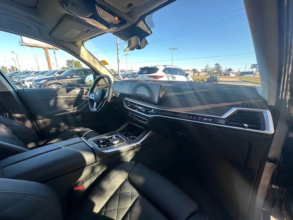 Certified 2025 BMW X7 xDrive40i image 35