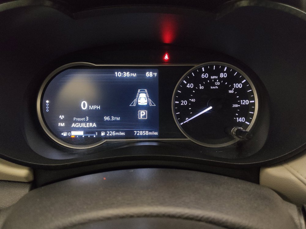 Used 2021 Nissan Versa SV FWD image 23