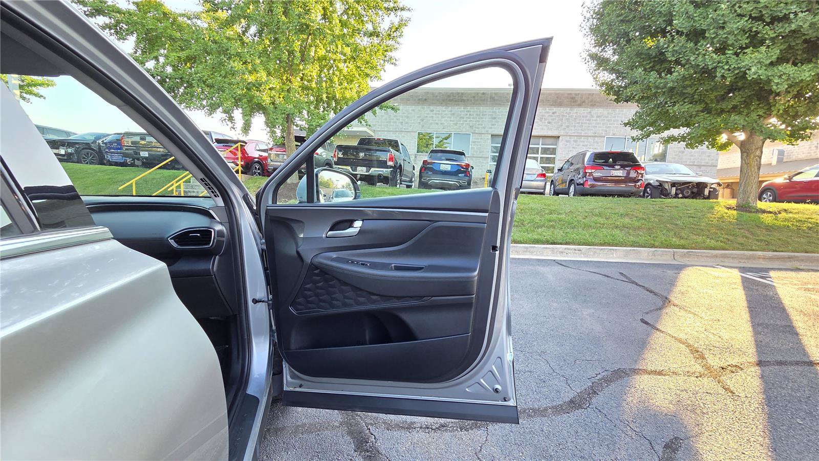 Used 2023 Hyundai Santa Fe SEL AWD/4WD image 31