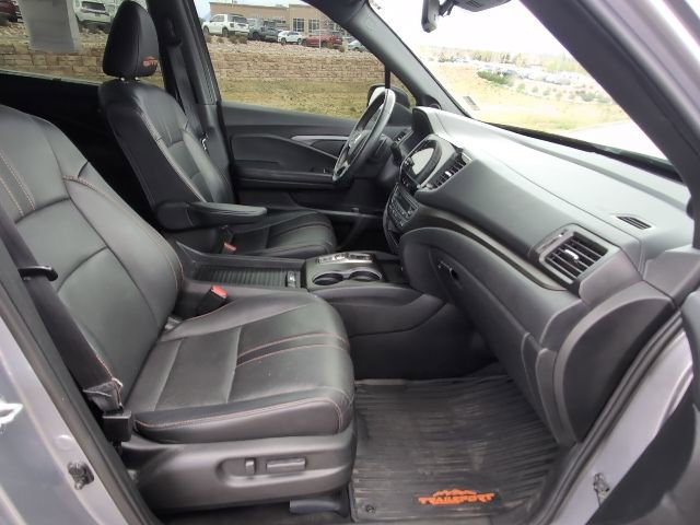 Used 2022 Honda Passport TrailSport image 32