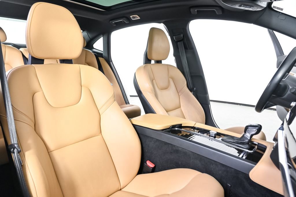 Used 2018 Volvo S90 T5 Momentum w/ Convenience Package image 23