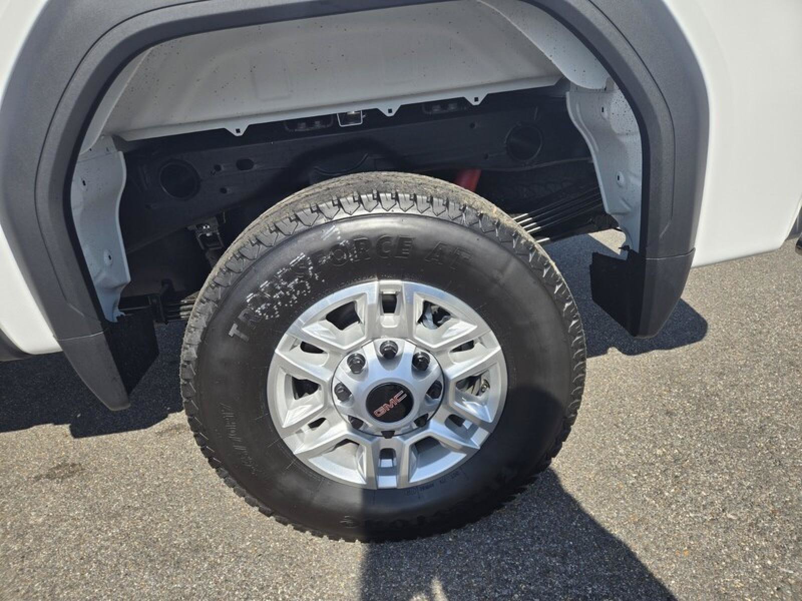 New 2026 GMC Sierra 2500 Pro w/ 1SA Pro Safety Plus Package AWD/4WD image 7