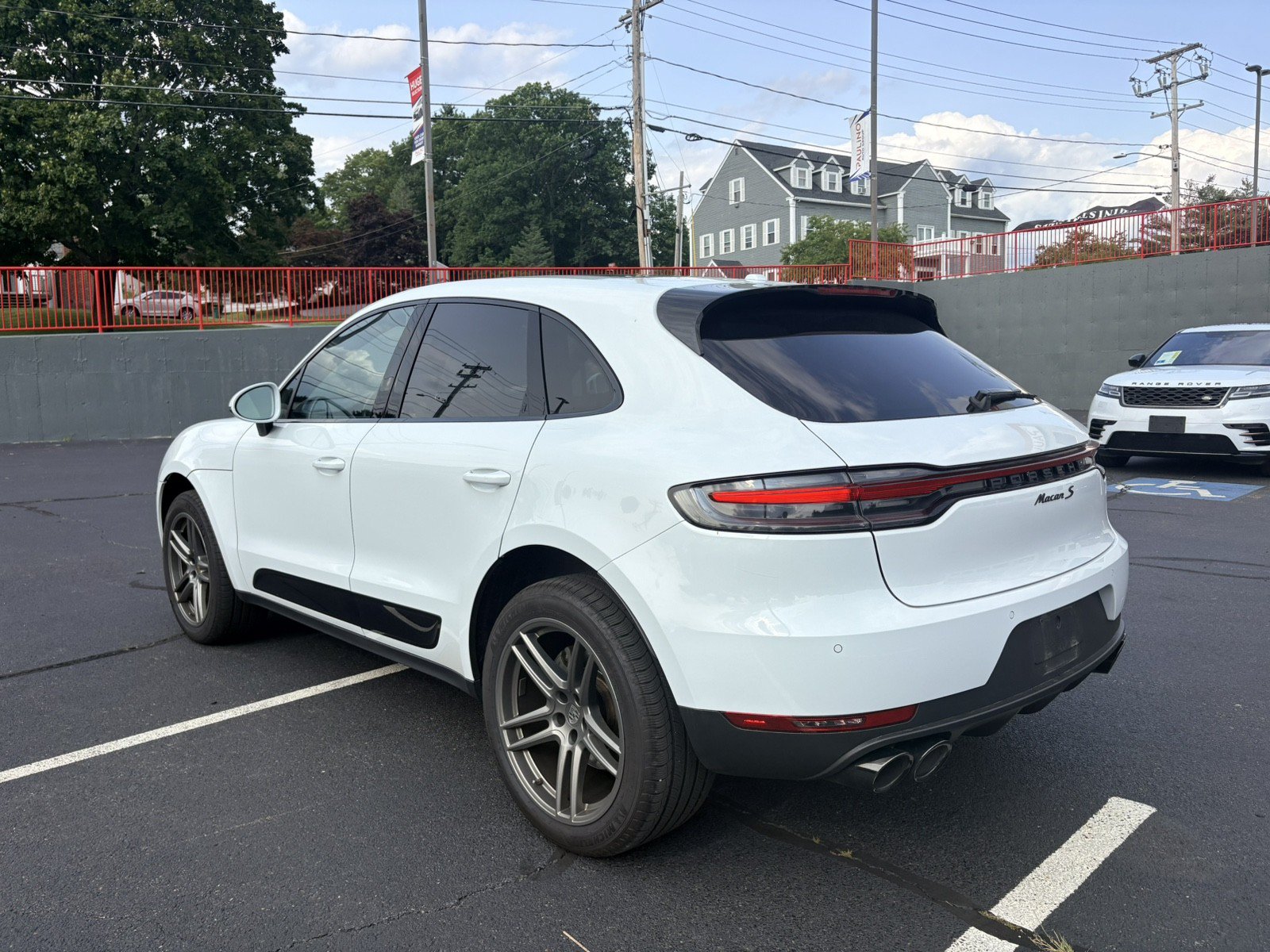 Used 2020 Porsche Macan S AWD/4WD image 7