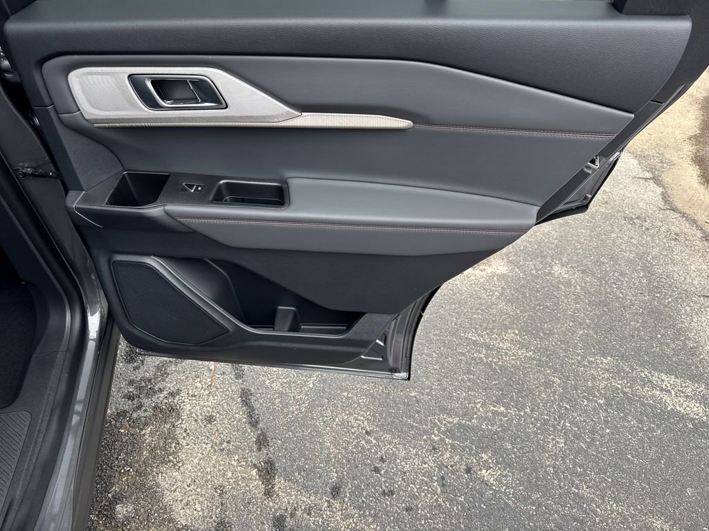 New 2026 Ford Explorer Active image 16