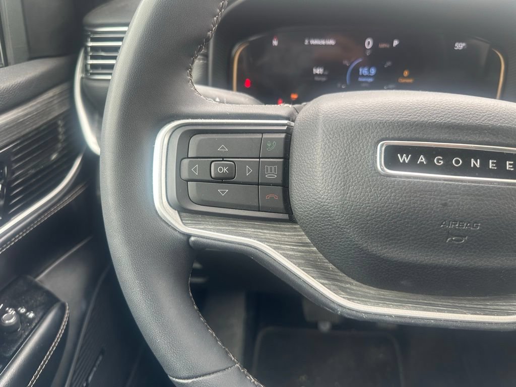Used 2023 Jeep Wagoneer Series III w/ Preferred Equipment Group RWD image 20