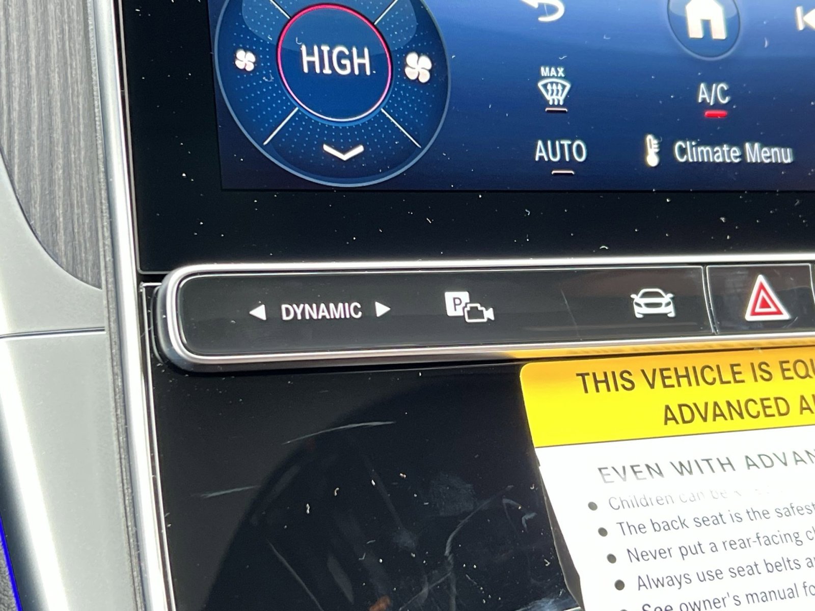 New 2026 Mercedes-Benz C 300 4MATIC Sedan image 32