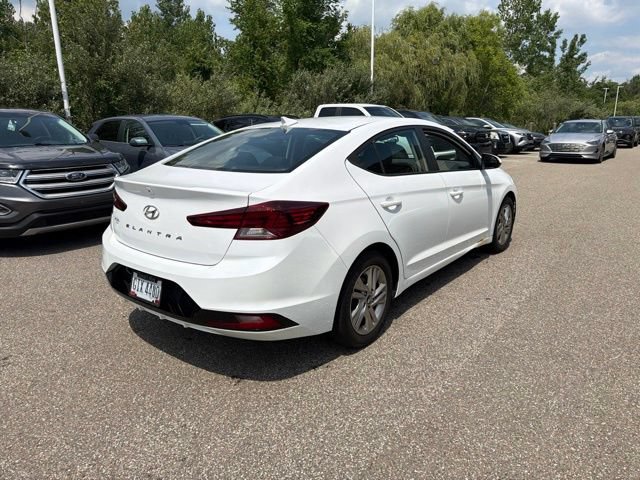 Used 2019 Hyundai Elantra SEL w/ Cargo Package FWD image 4