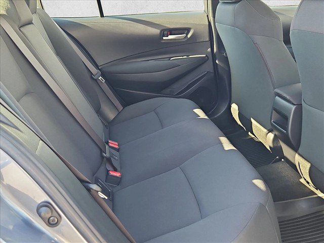 Used 2021 Toyota Corolla LE FWD image 18