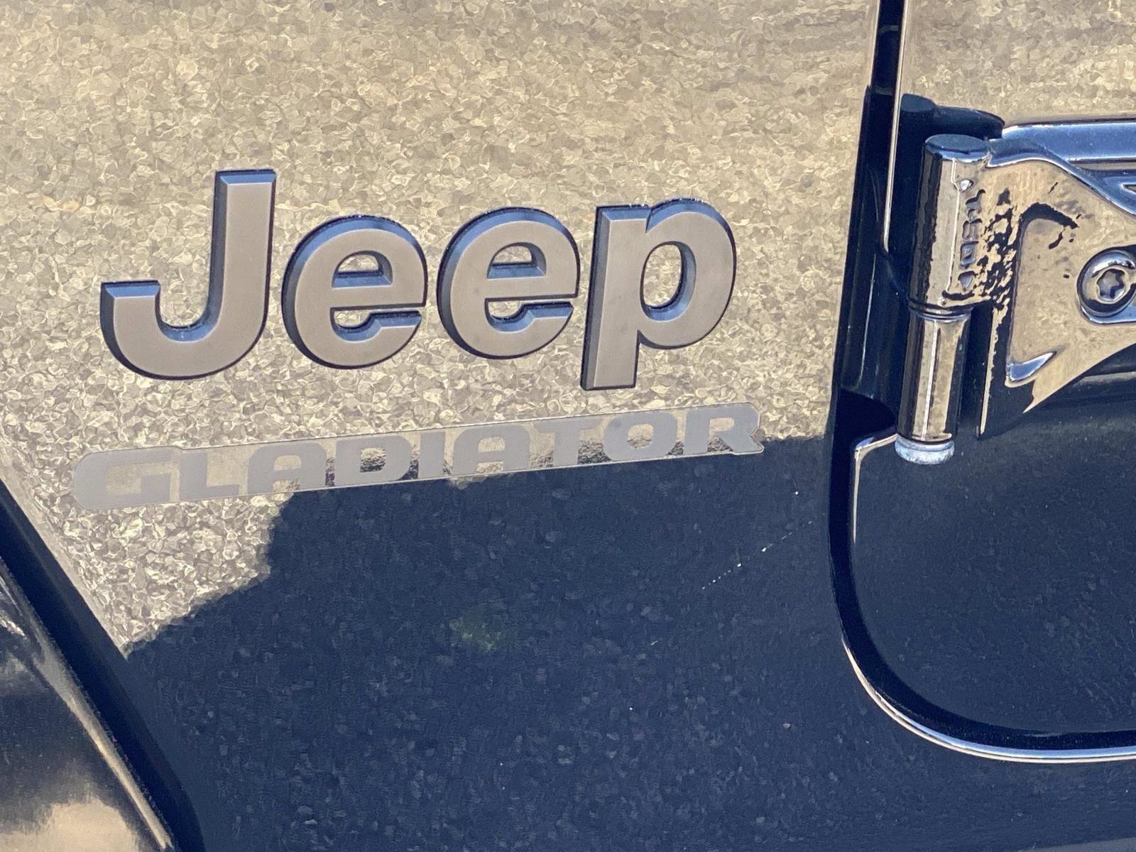 Certified 2022 Jeep Gladiator Sport image 12