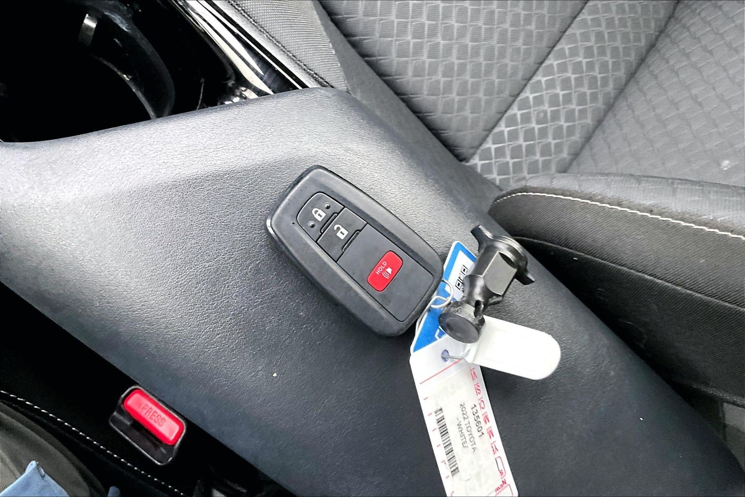 Used 2022 Toyota C-HR Nightshade FWD image 11