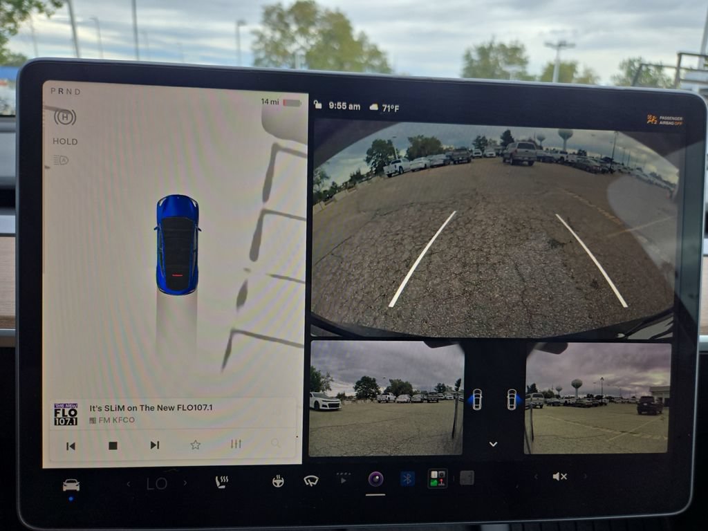 Used 2022 Tesla Model Y Performance AWD/4WD image 23