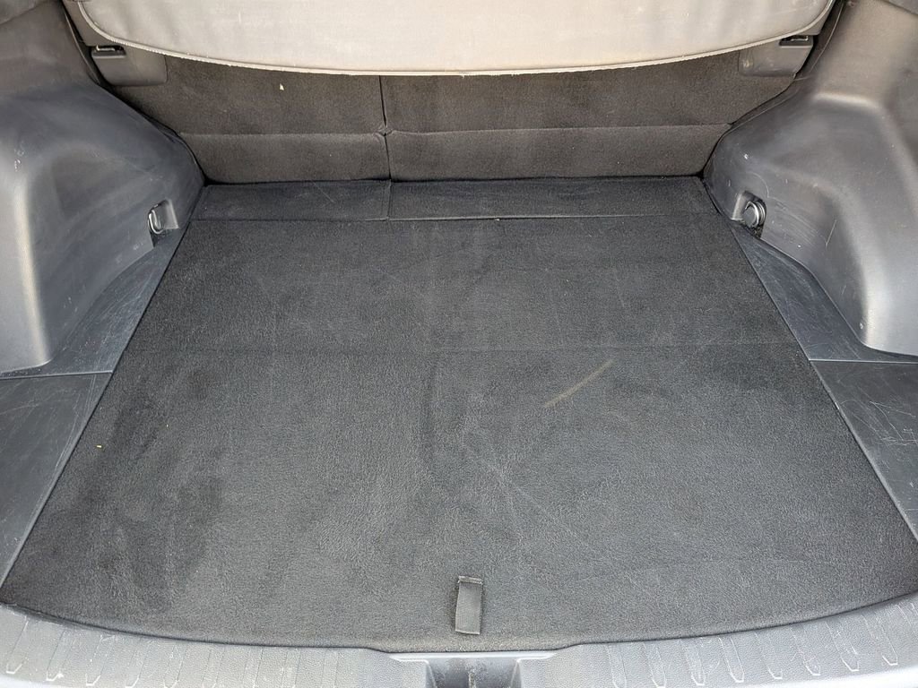 Used 2025 Toyota RAV4 XLE AWD/4WD image 29