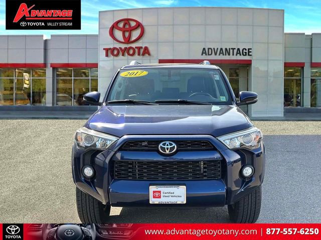 Used 2017 Toyota 4Runner SR5 Premium AWD/4WD image 2