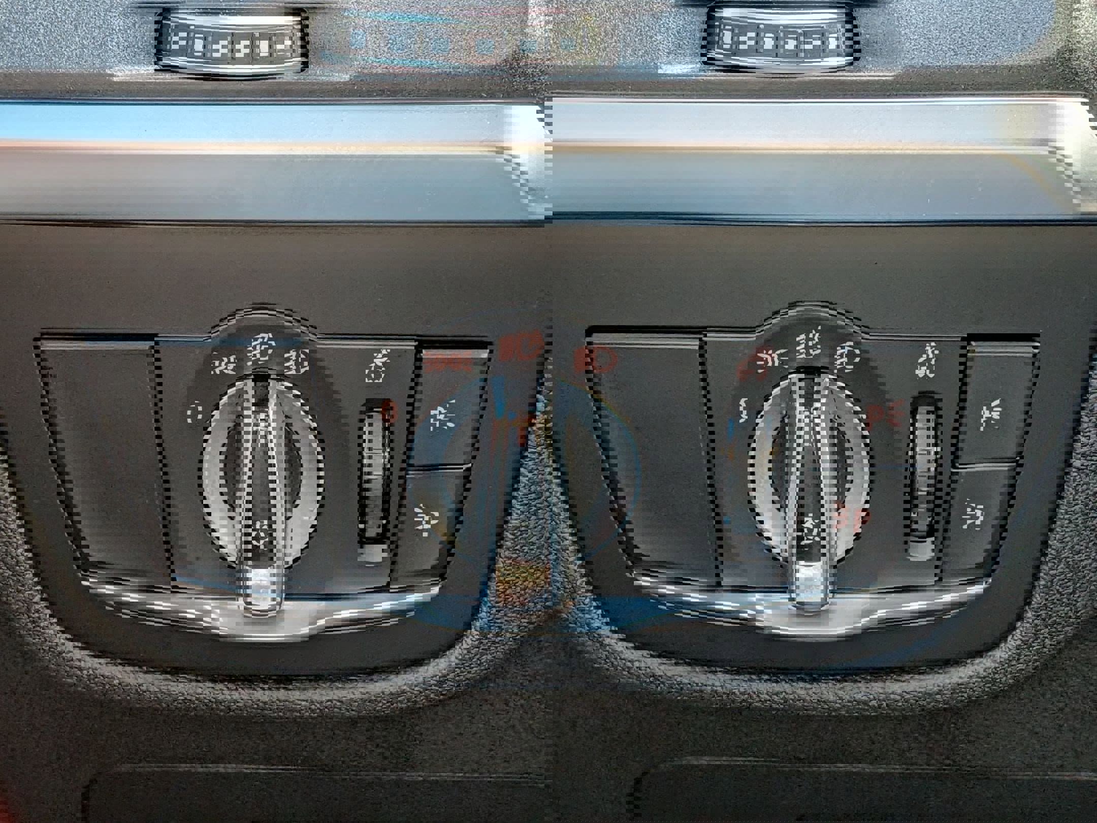 Used 2023 BMW X3 xDrive30i w/ M Sport Package image 17