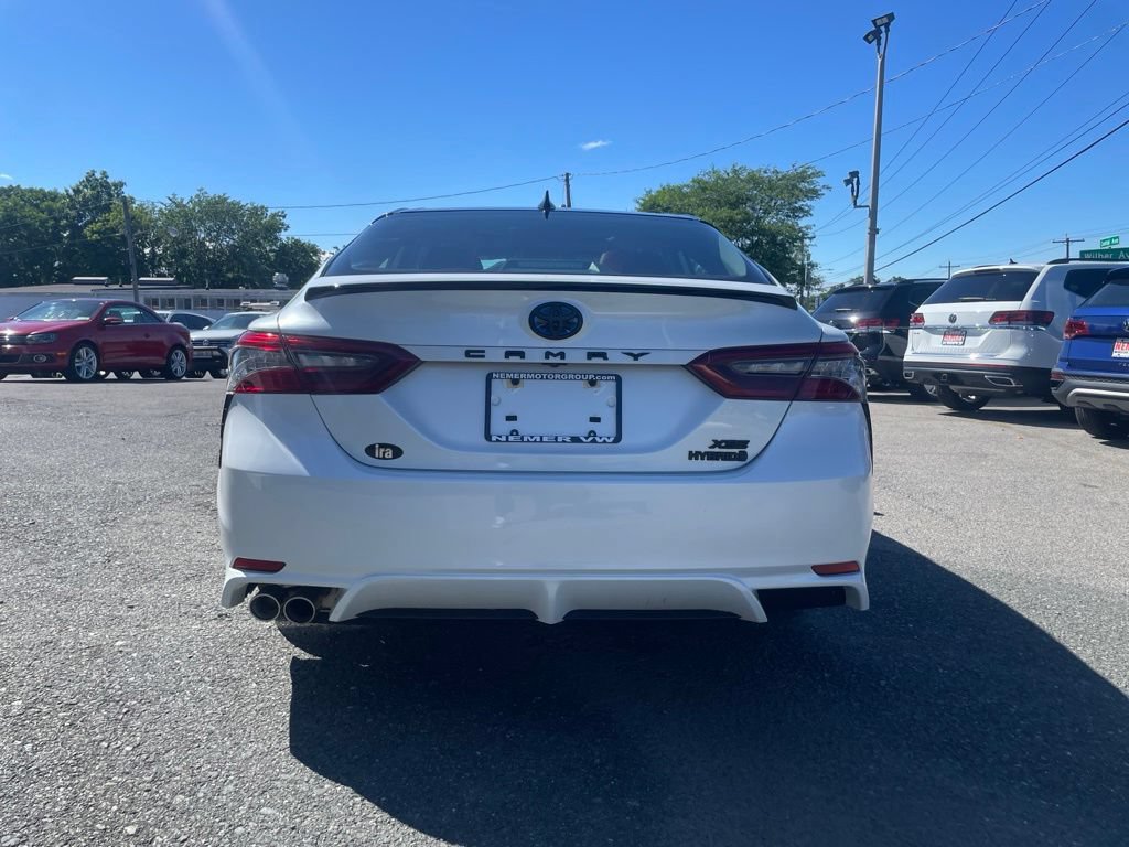 Used 2022 Toyota Camry XSE w/ Cold Weather Package FWD image 4