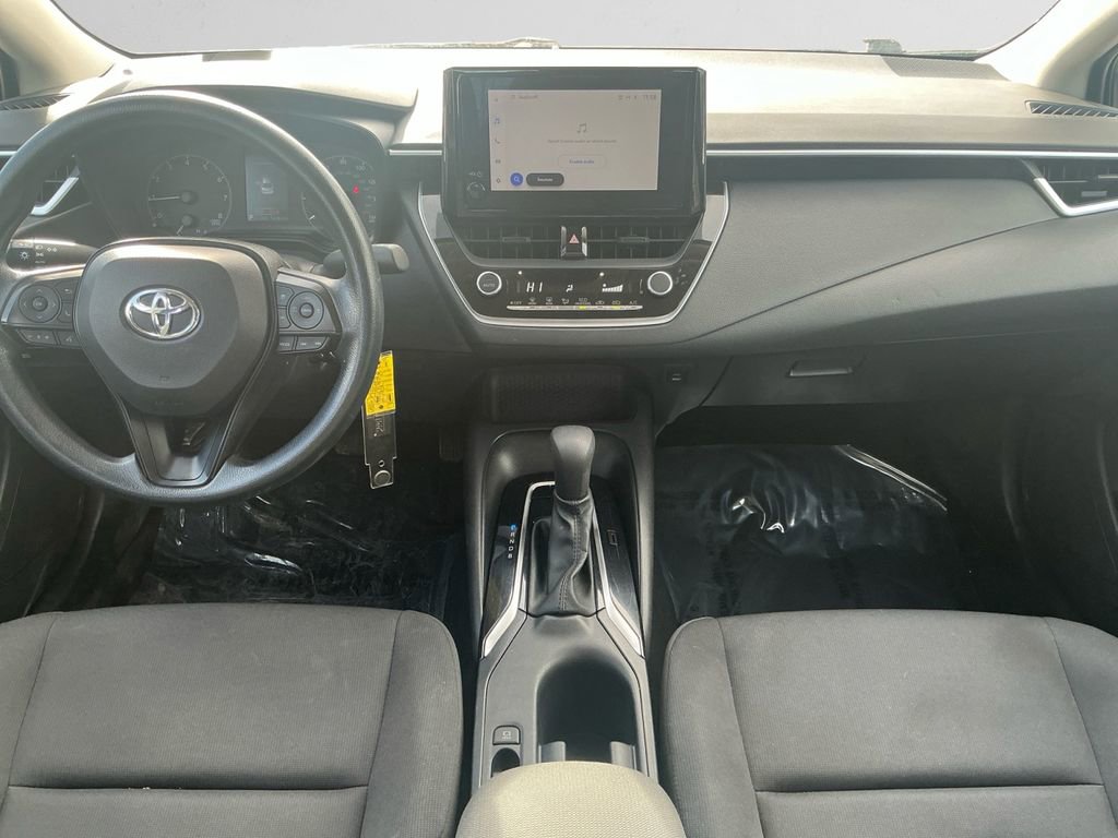 Used 2023 Toyota Corolla LE image 10