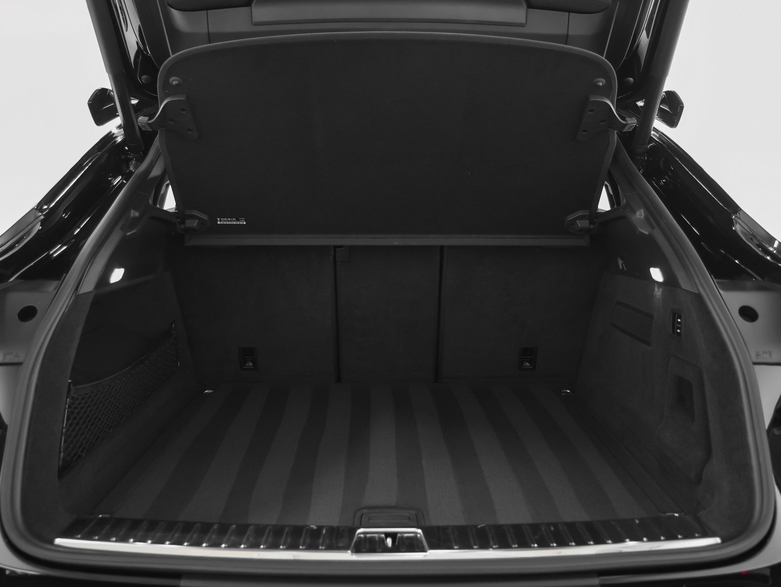 Used 2022 Porsche Cayenne Turbo GT image 29