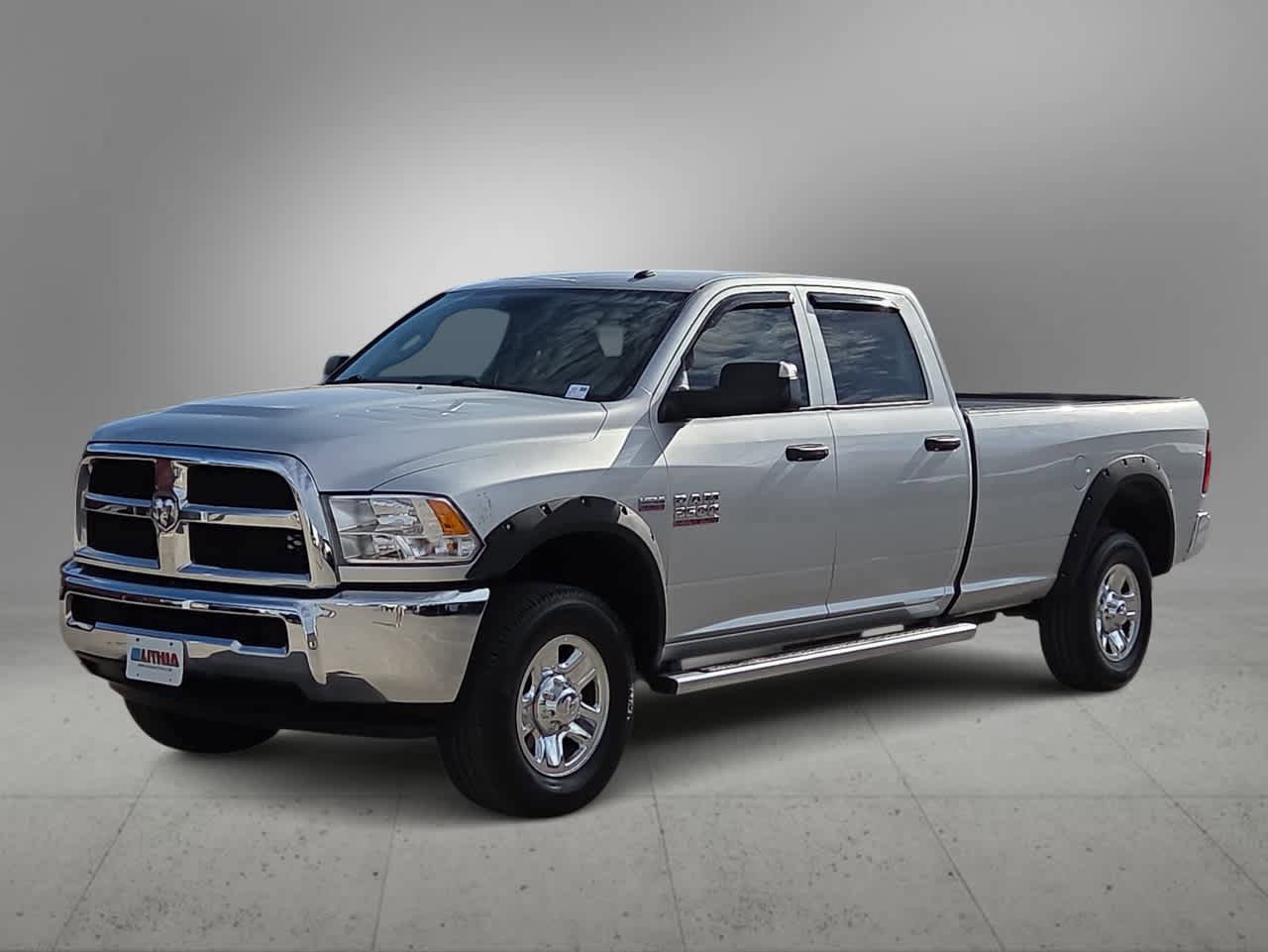 Used 2015 RAM 2500 Tradesman w/ Chrome Appearance Group AWD/4WD image 3