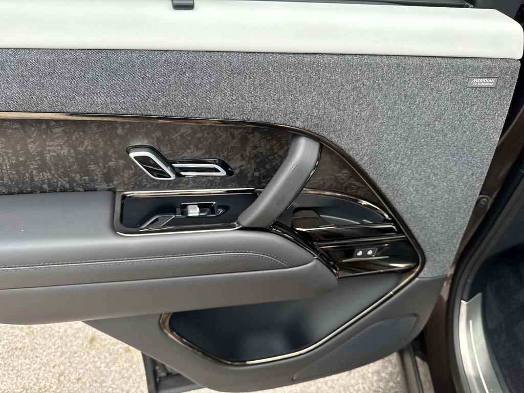 Certified 2025 Land Rover Range Rover Sport Autobiography AWD/4WD image 13