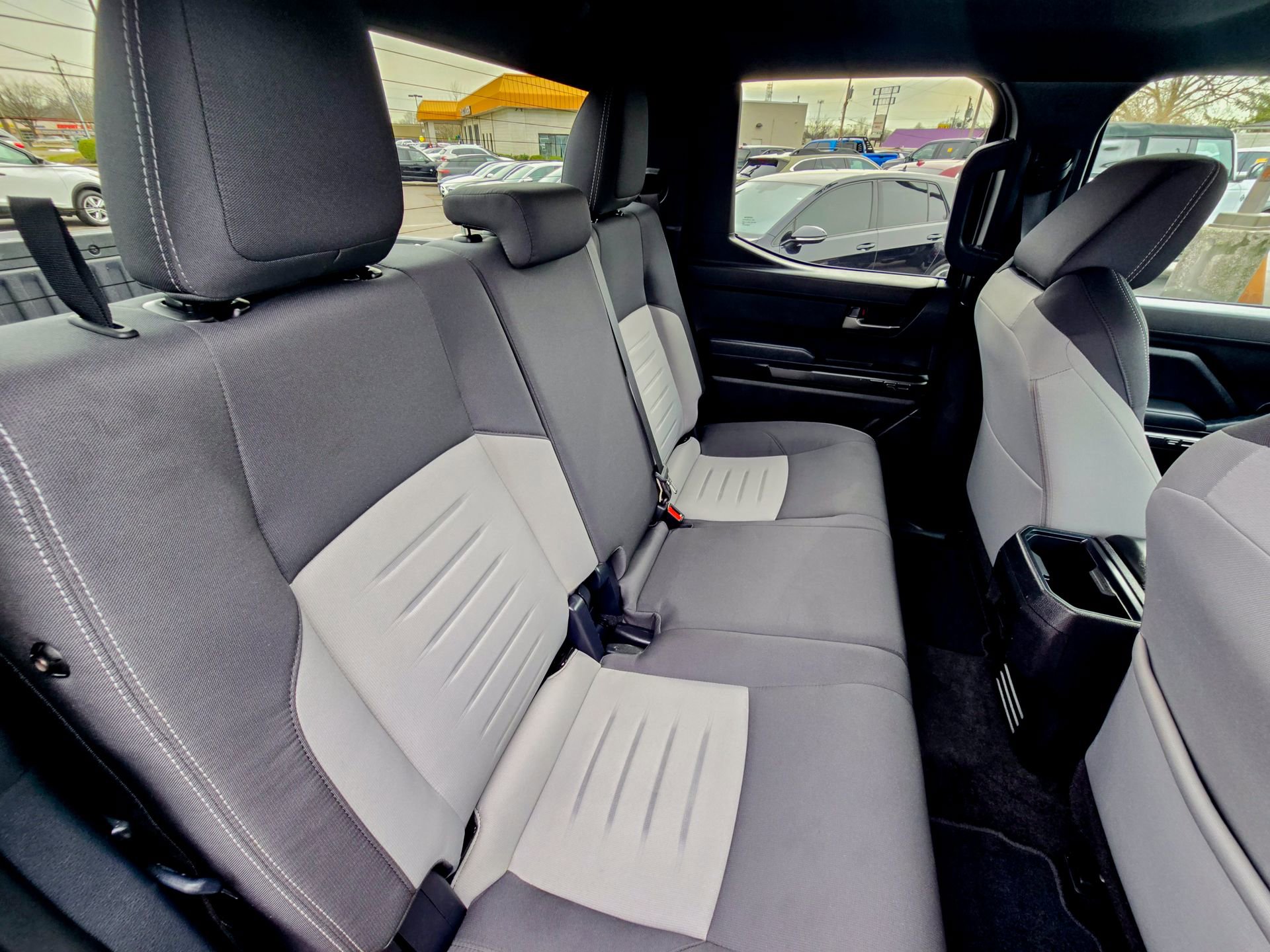 Used 2024 Toyota Tacoma TRD Off-Road image 33