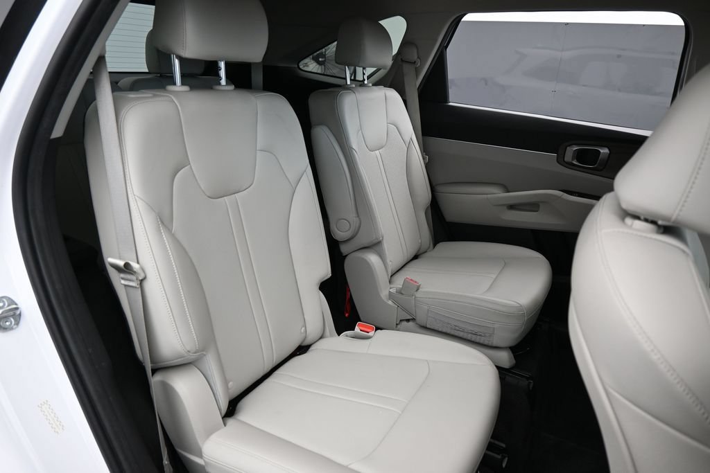 Used 2023 Kia Sorento EX FWD image 47