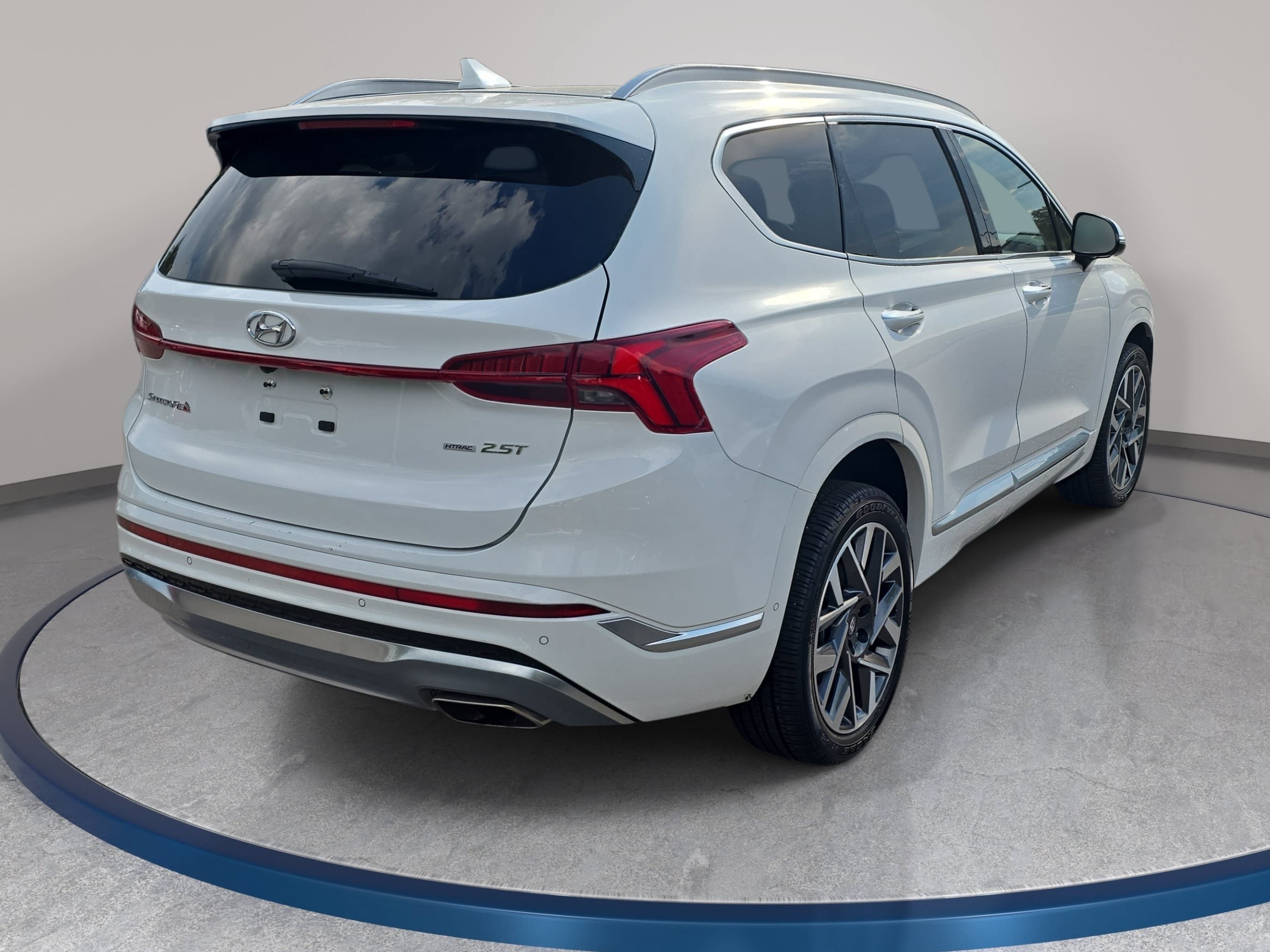 Used 2023 Hyundai Santa Fe Calligraphy w/ Cargo Package AWD/4WD image 5