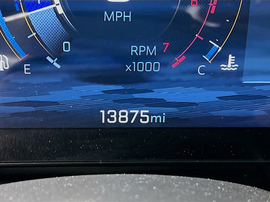 Used 2026 Chevrolet Equinox LT AWD/4WD image 11