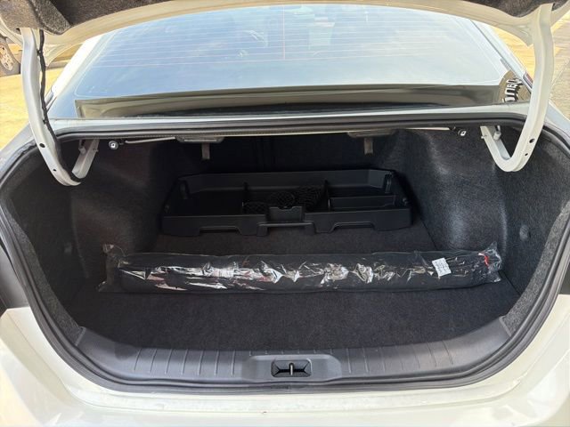 Used 2024 Nissan Altima 2.5 SR w/ SR Premium Package FWD image 21