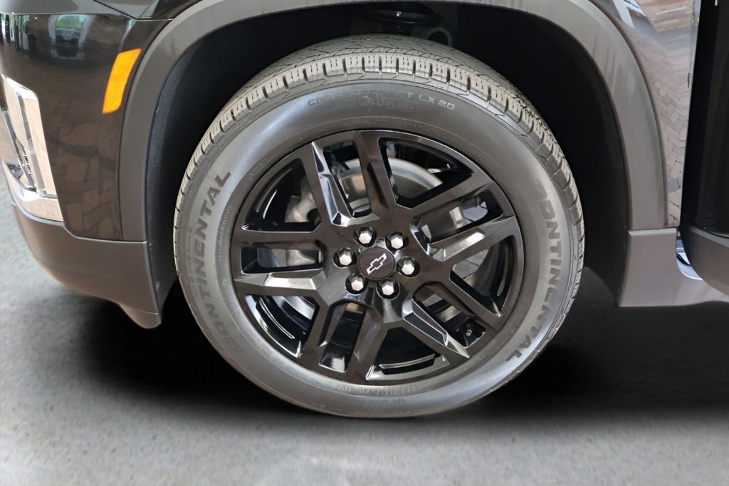 Used 2022 Chevrolet Traverse LS FWD image 29