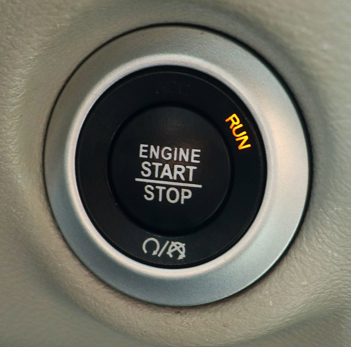 Used 2023 Chrysler Voyager LX FWD image 49