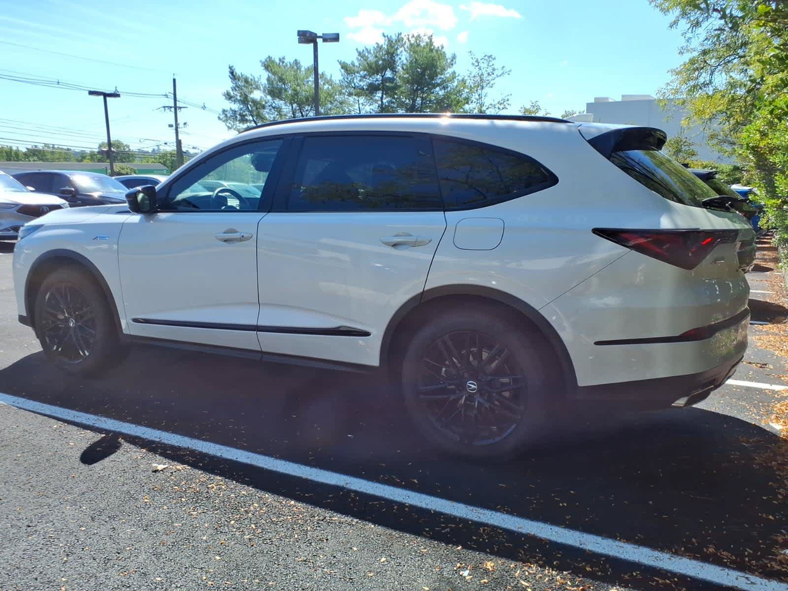 Certified 2026 Acura MDX A-Spec w/ Advance Package AWD/4WD image 3