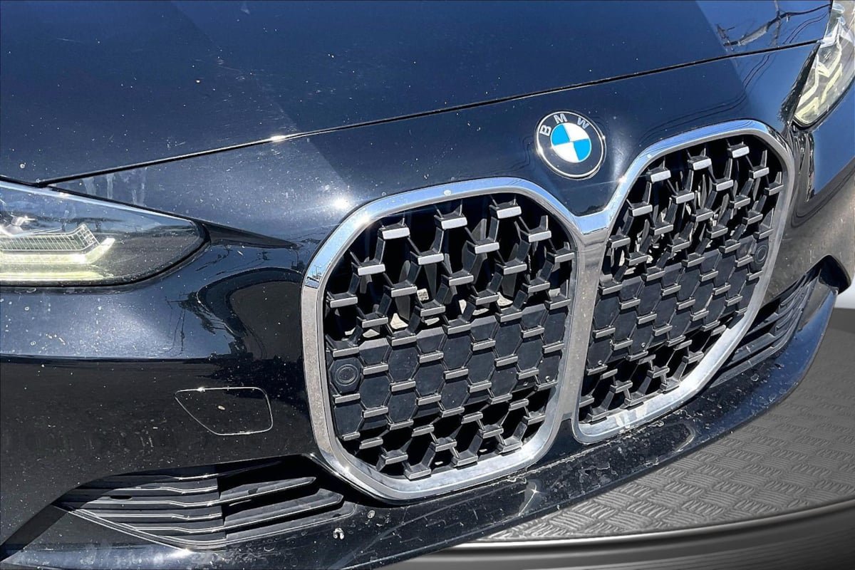 Used 2021 BMW 430i Coupe w/ Convenience Package RWD image 28