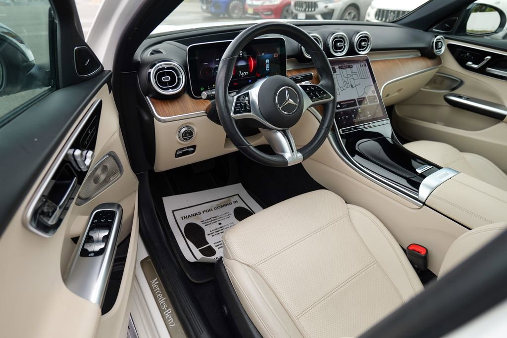Used 2022 Mercedes-Benz C 300 4MATIC Sedan w/ Pinnacle Trim Package image 16
