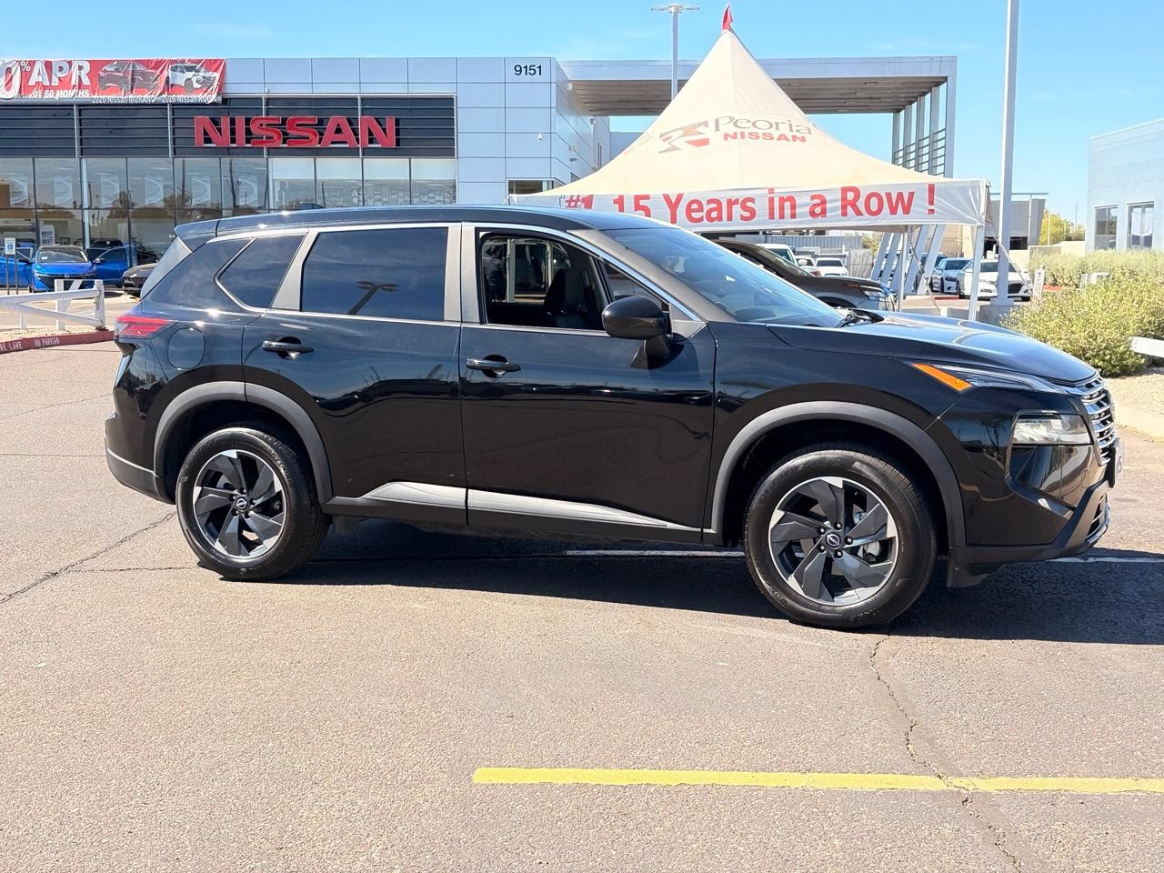 Certified 2025 Nissan Rogue SV FWD image 8