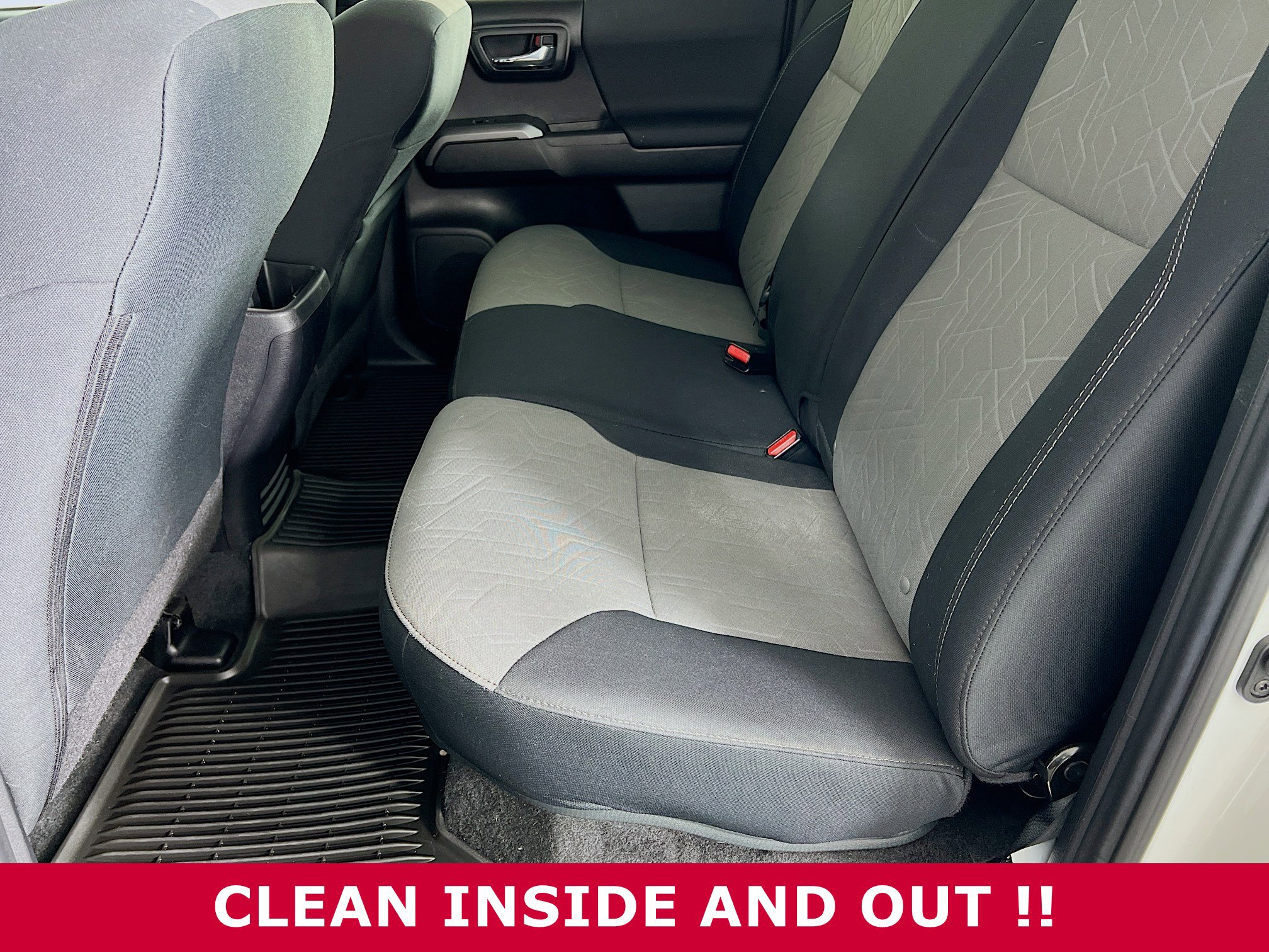 Used 2023 Toyota Tacoma TRD Sport image 5