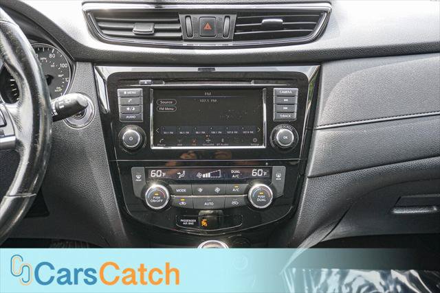 Used 2018 Nissan Rogue SV AWD/4WD image 23