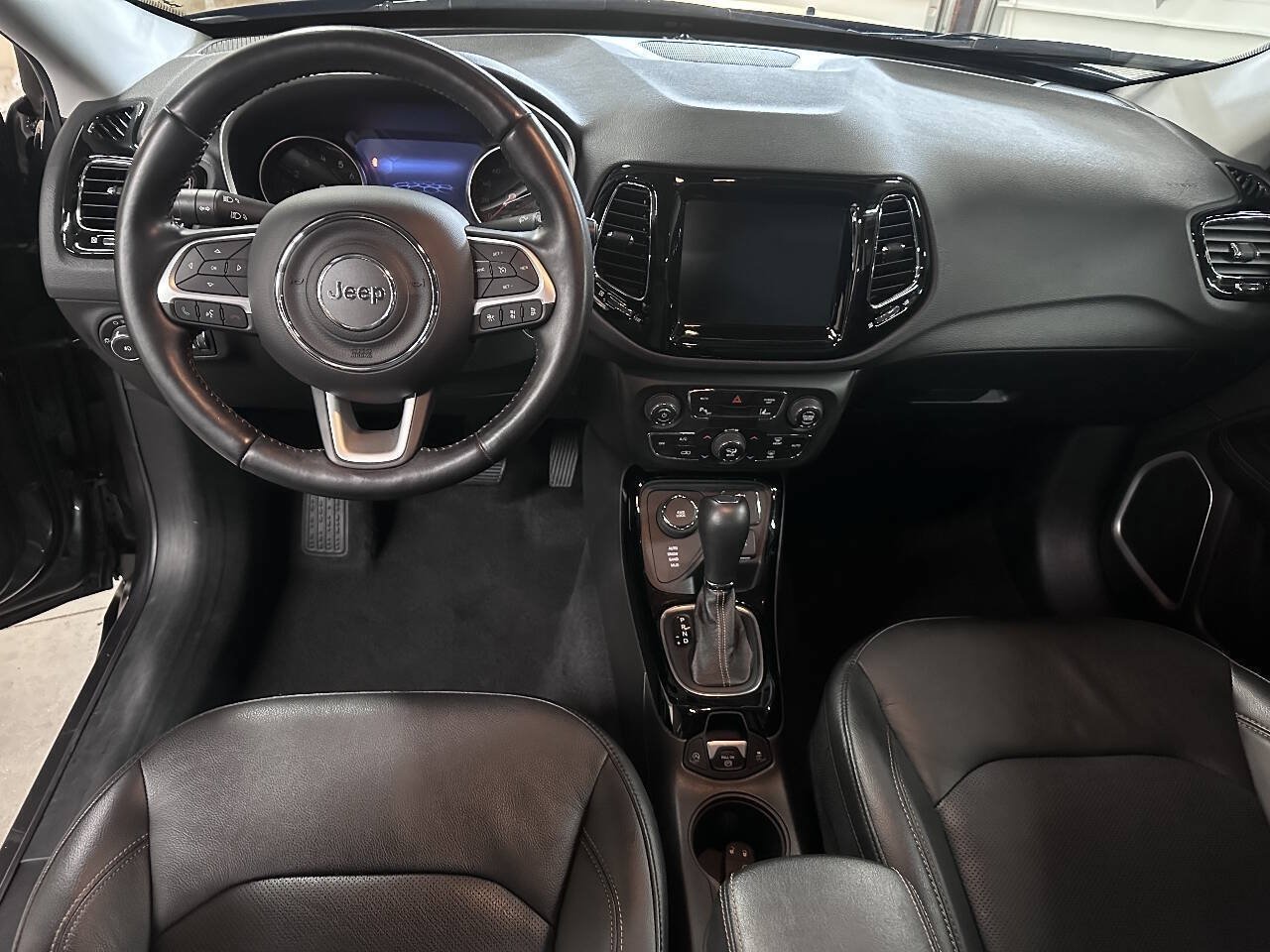 Used 2021 Jeep Compass Limited w/ Trailer Tow Group AWD/4WD image 8