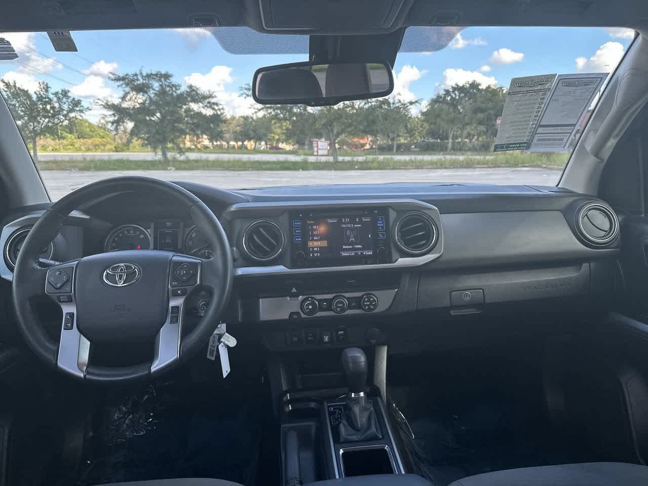 Used 2019 Toyota Tacoma SR5 RWD image 15
