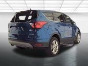 Used 2019 Ford Escape SE image 15