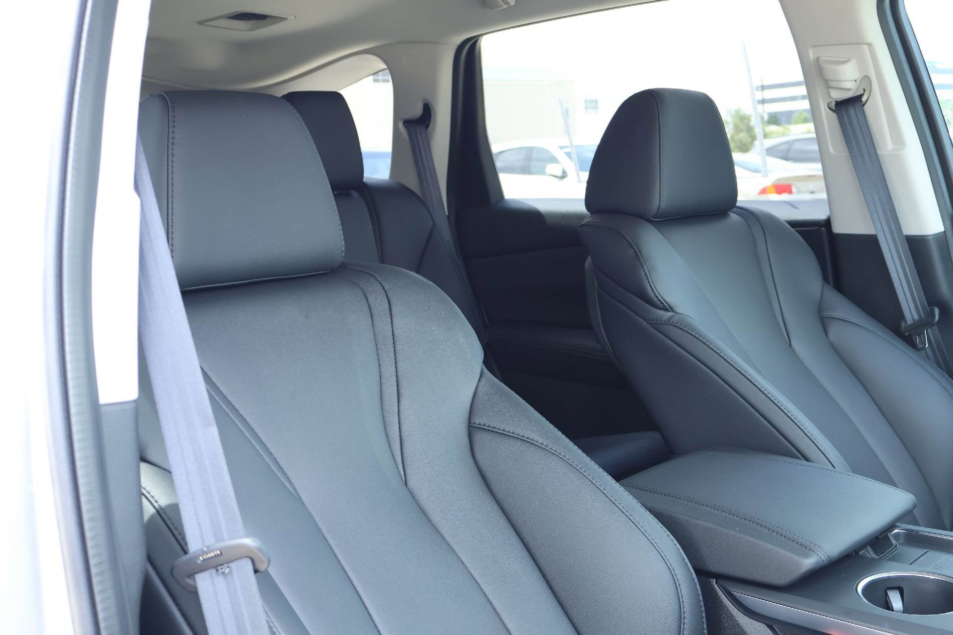 Certified 2026 Acura MDX FWD image 14